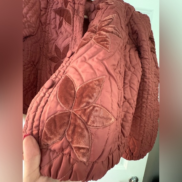 Free People Quilted Floral Jacket – Red – Size Medium
Brand new - Picture 7 of 16